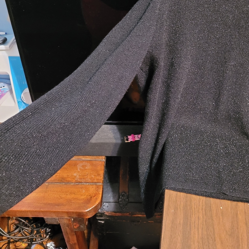 Sweater - Picture 2 of 3